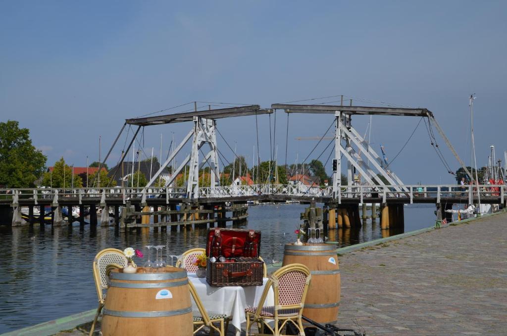 Hotel Zur Bruecke Greifswald Eksteriør bilde